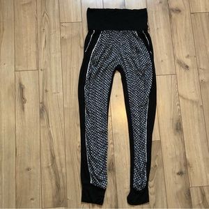Women’s Melissa Nepton Black & White High waited Tapered leggings size XS
